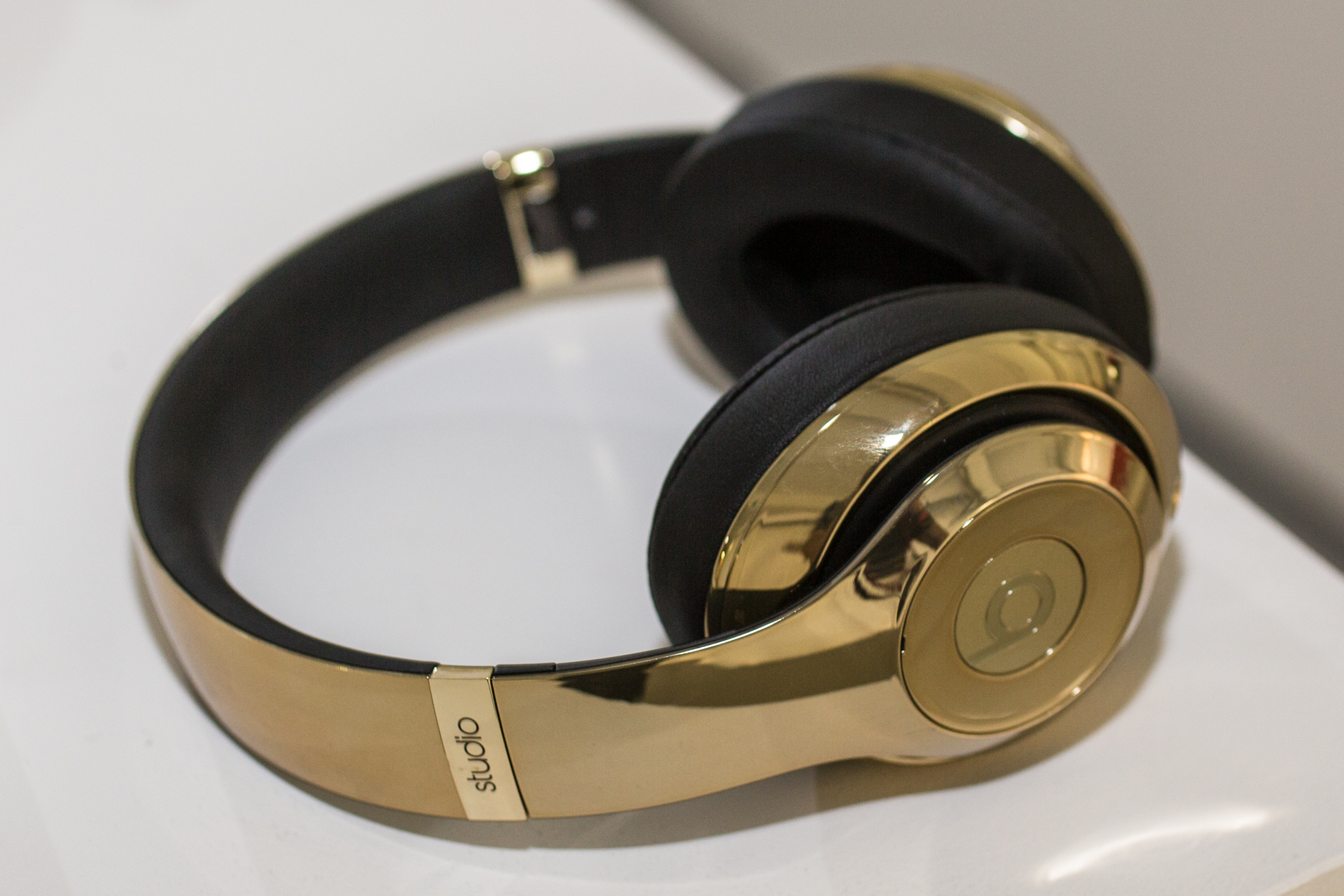 beats by dre gold edition